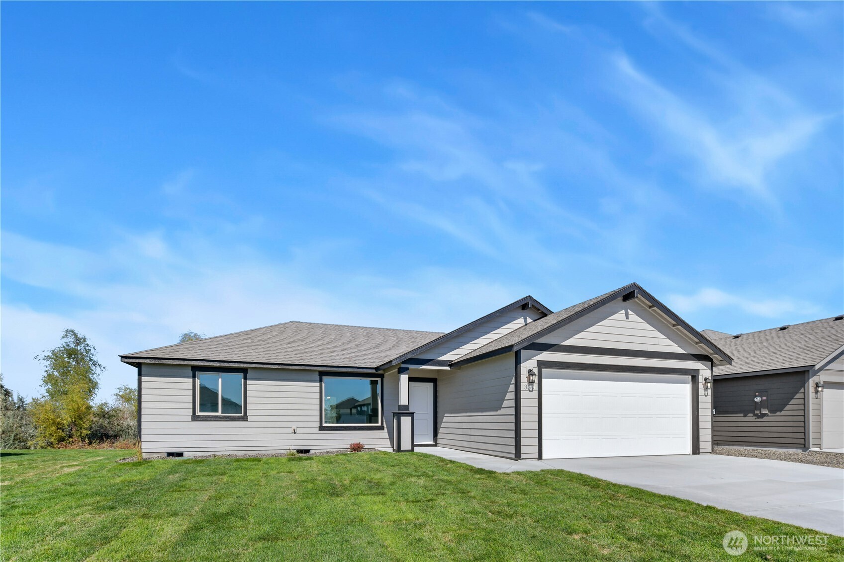 330 N Sandy Loop Property Photo 1
