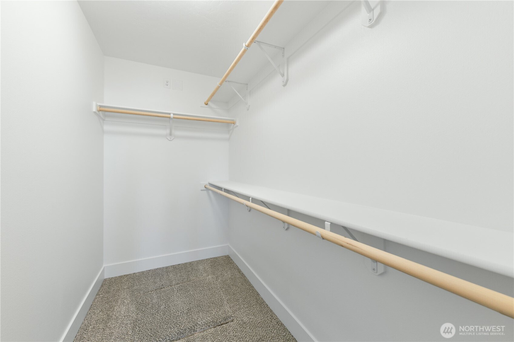 330 N Sandy Loop Property Photo 18