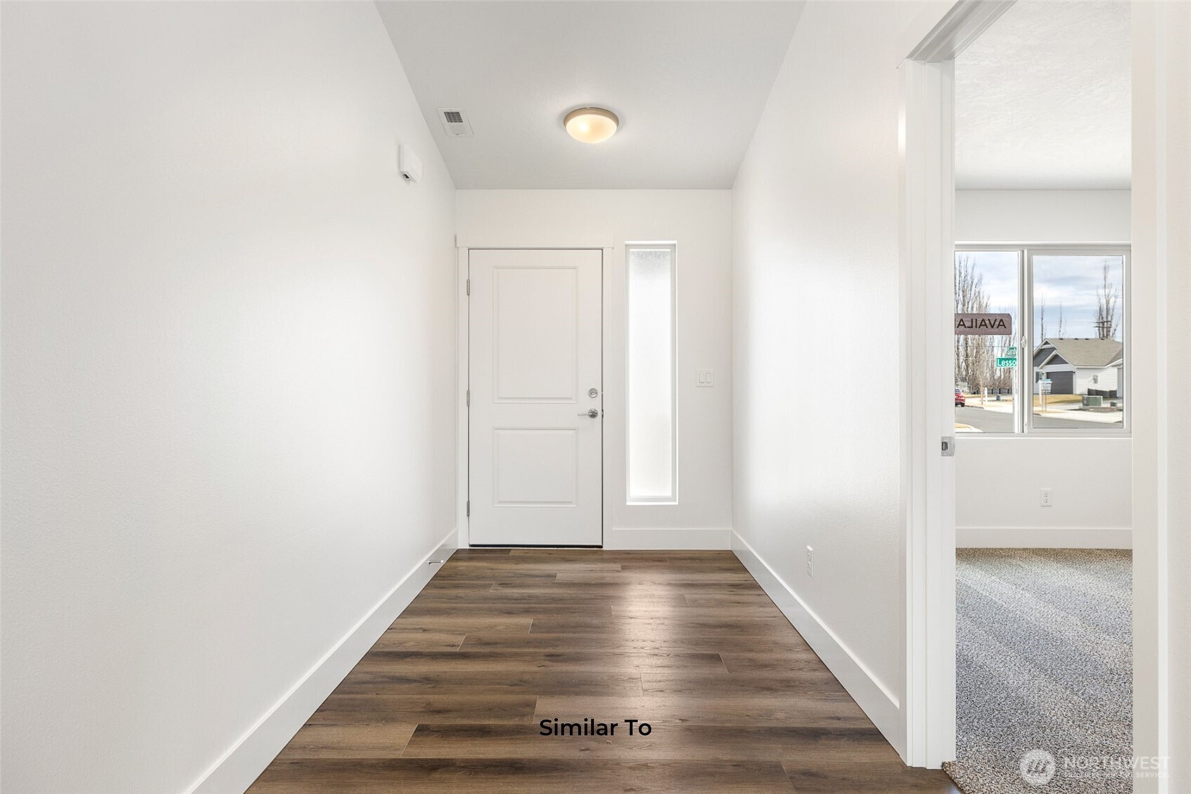 336 N Sandy Loop Property Photo 2