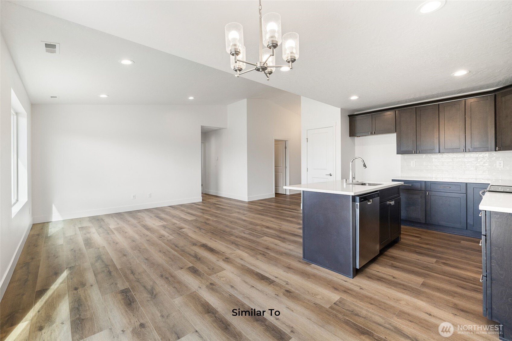 336 N Sandy Loop Property Photo 13