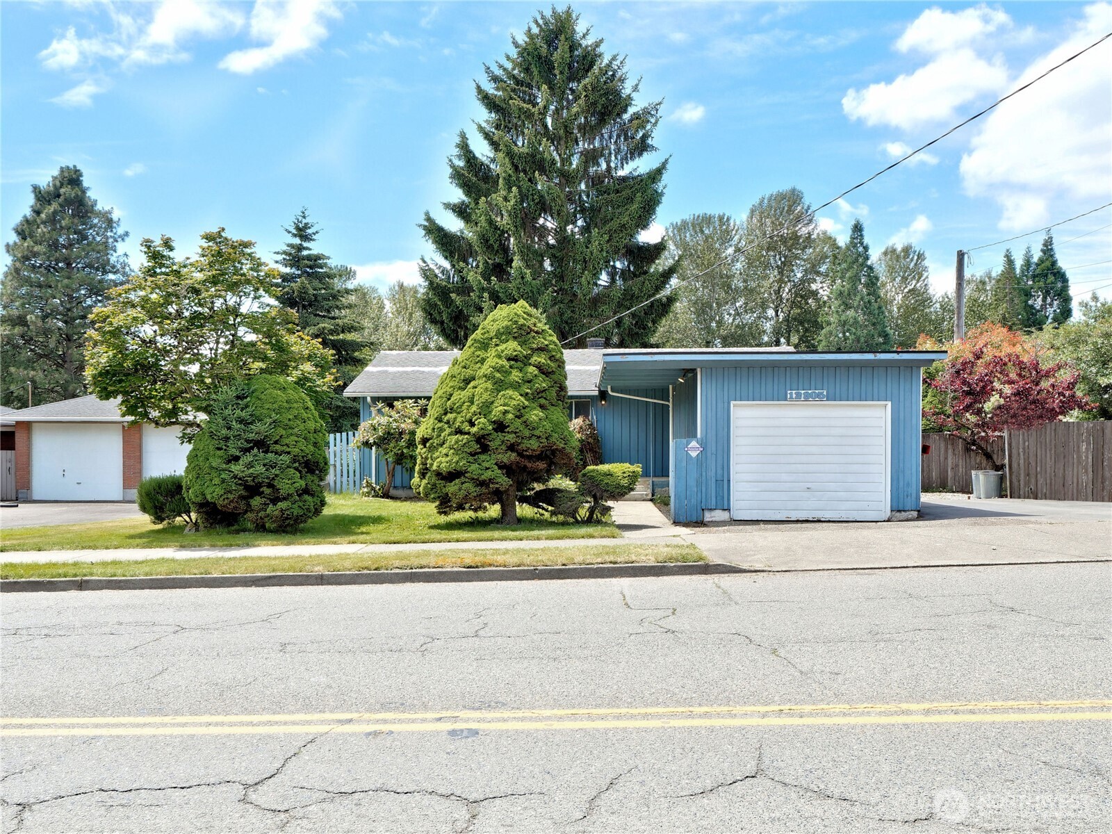 12805 64th Avenue Property Photo 8