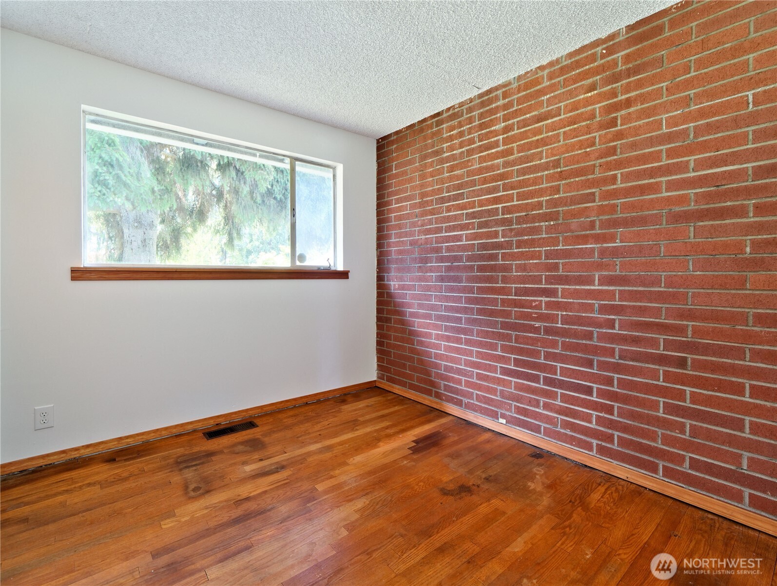 12805 64th Avenue Property Photo 19