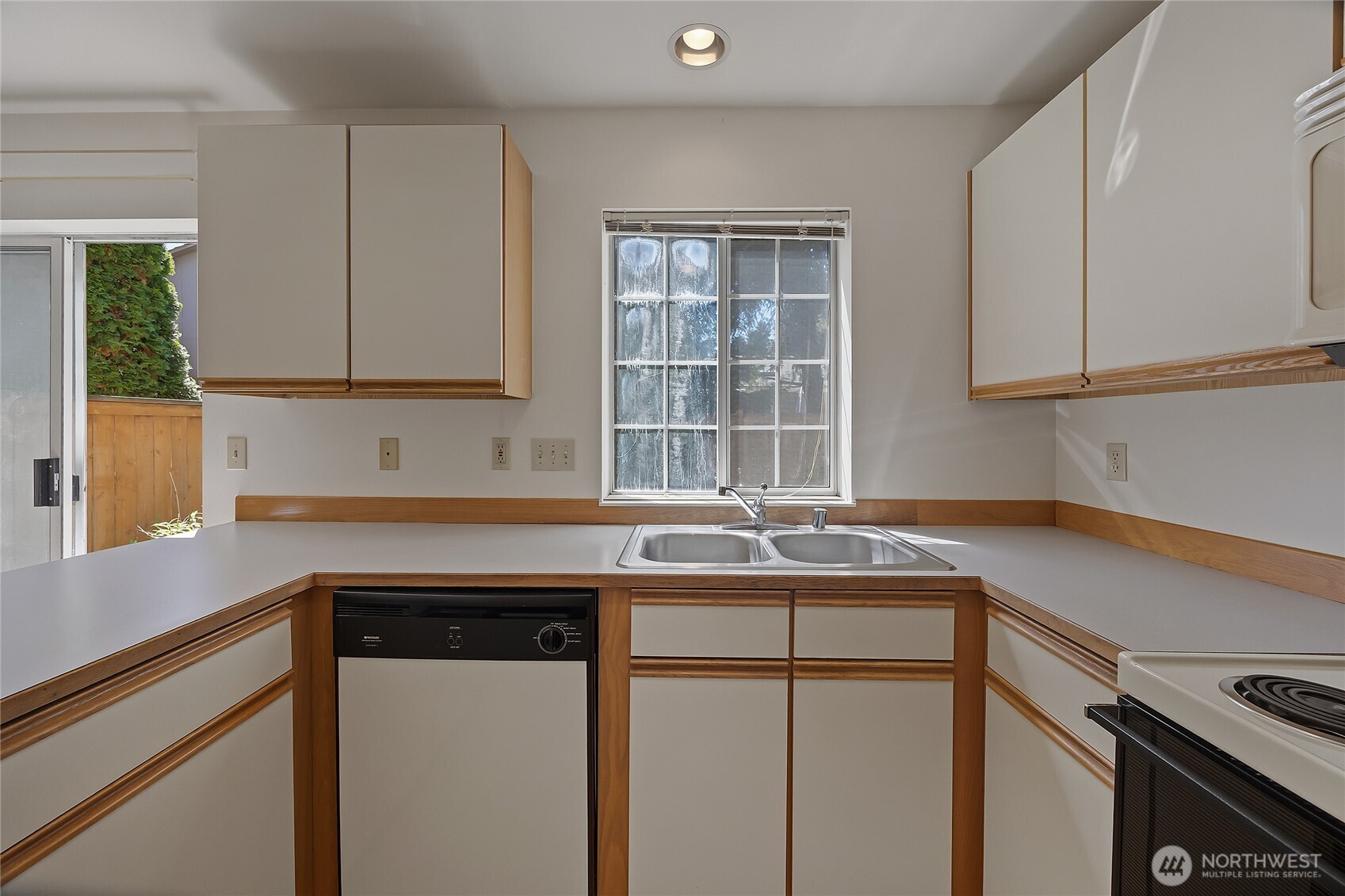 19620 80th Avenue J Property Photo 3