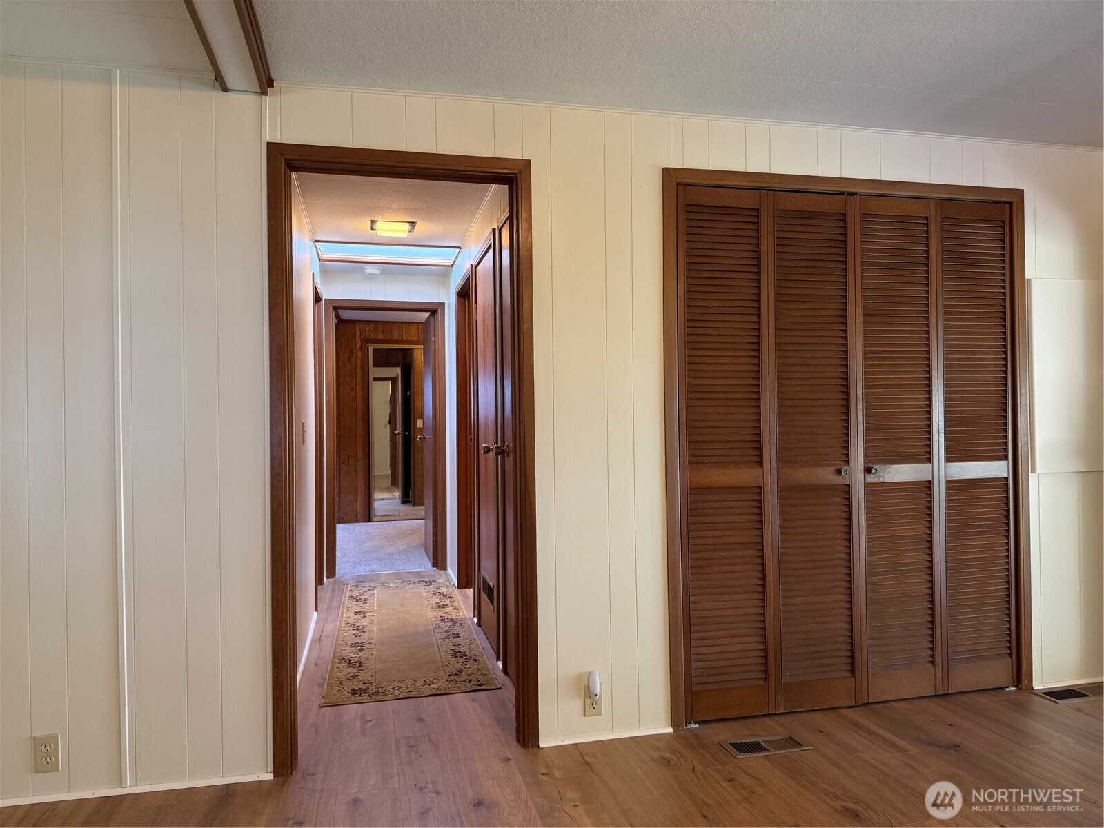 10414 Peacock Hill Avenue 19 Property Photo 8