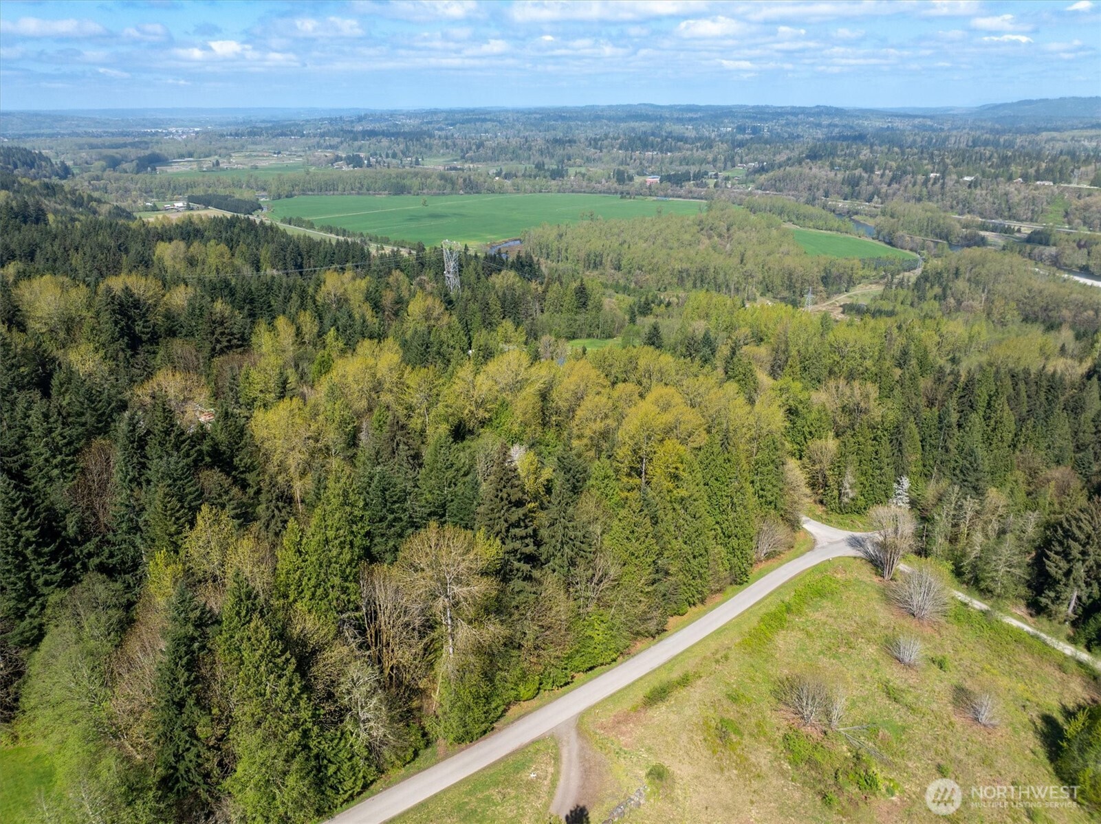 17512 260th Avenue Property Photo 11