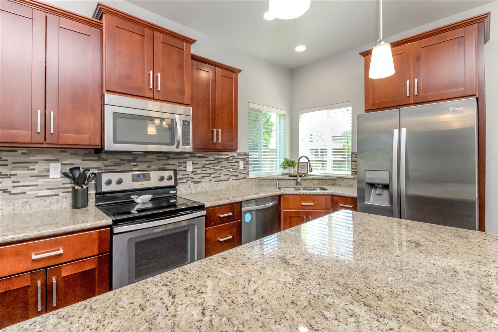 17609 146th Avenue Property Photo 8