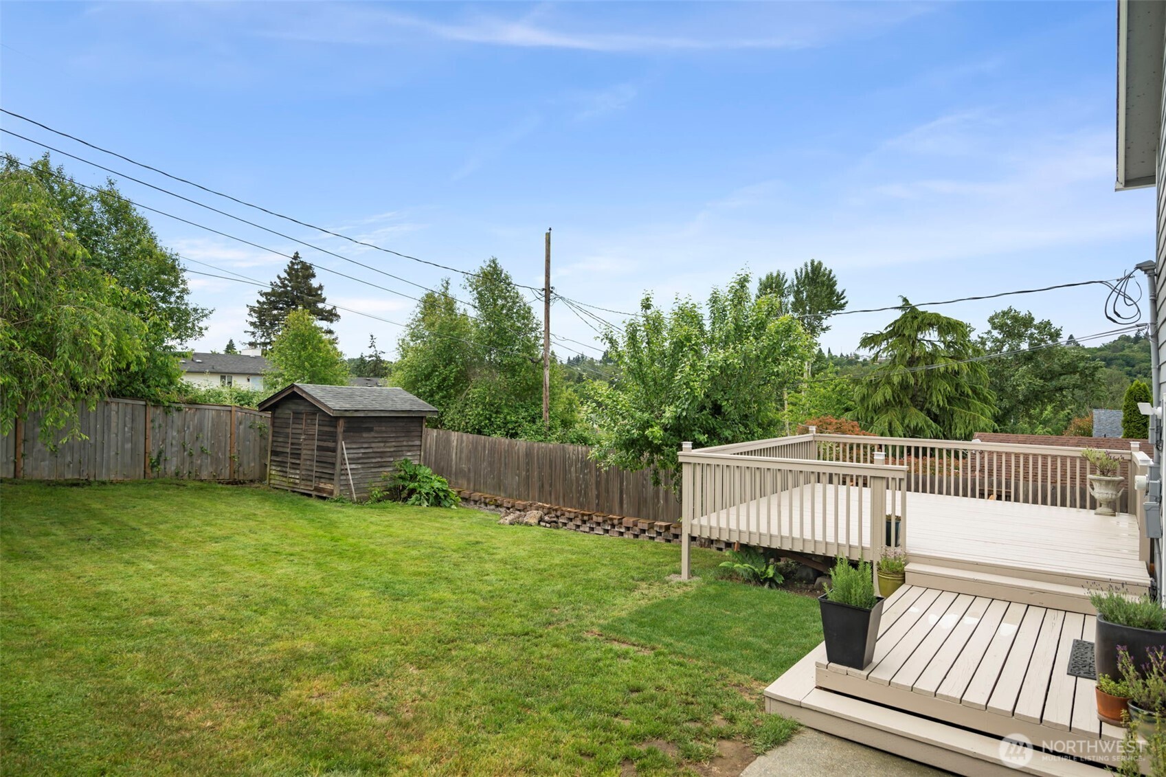2052 E Wright Avenue Property Photo 17