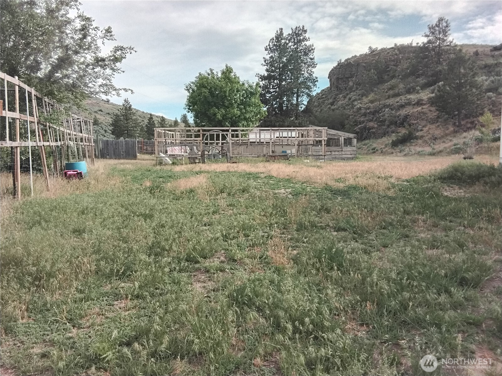 20 Round Up Road Property Photo 6