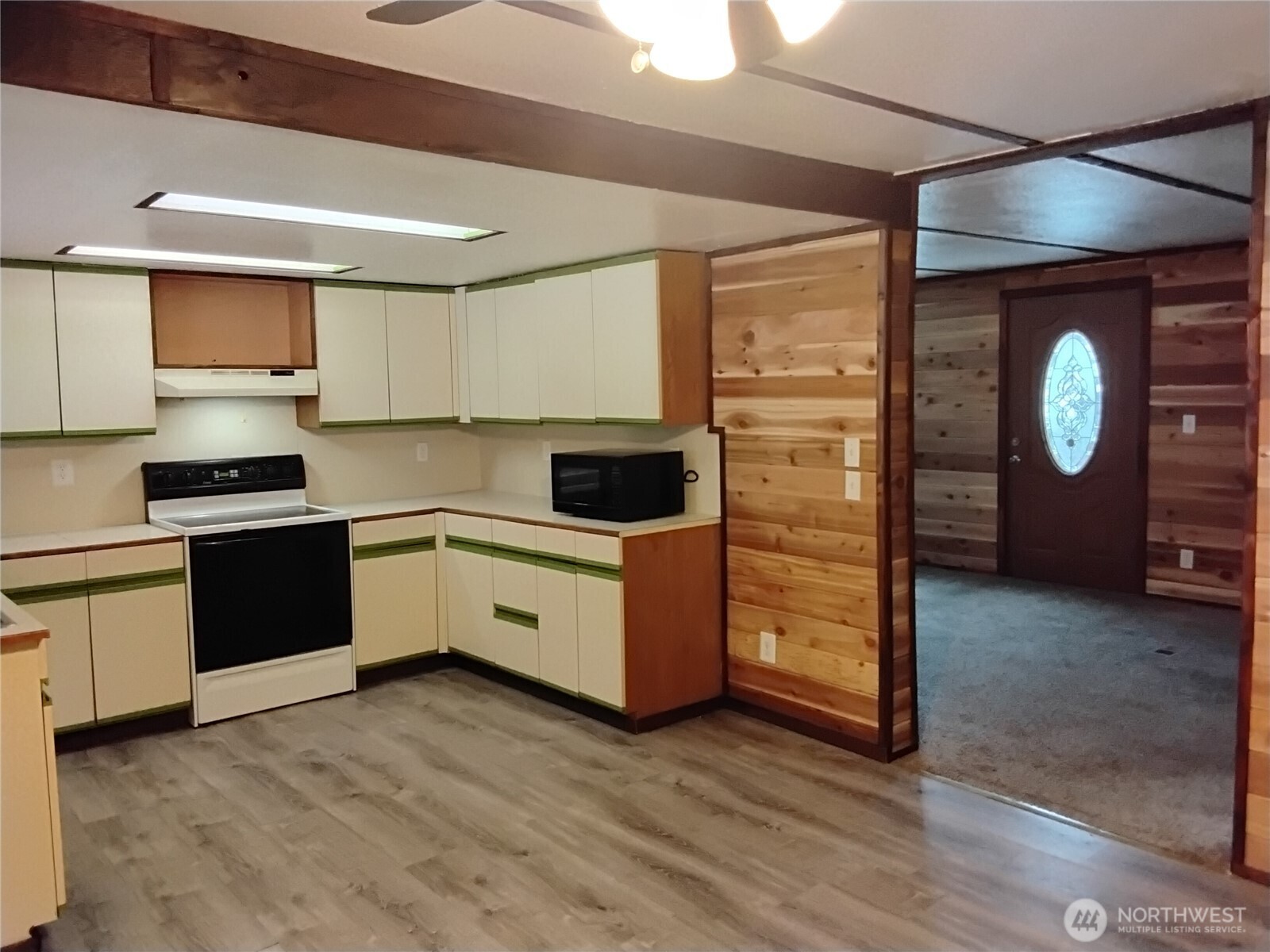 20 Round Up Road Property Photo 12