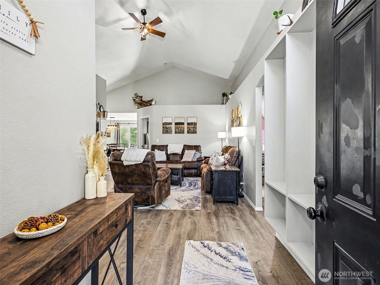 645 Orville Road Property Photo 4