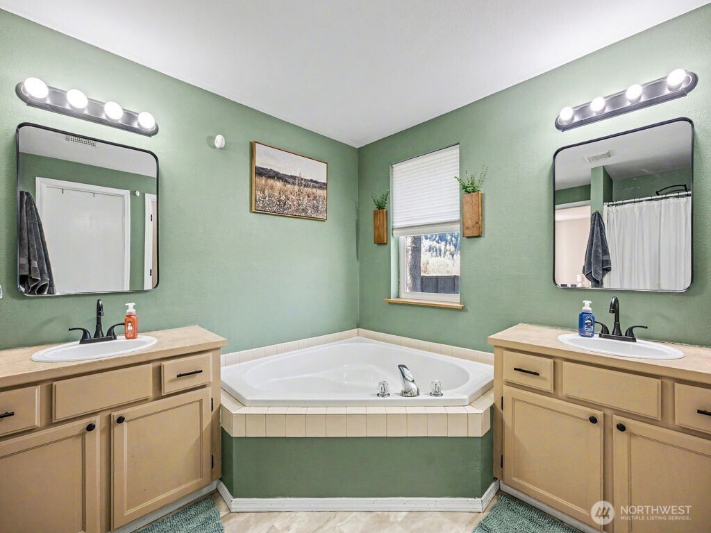 645 Orville Road Property Photo 16