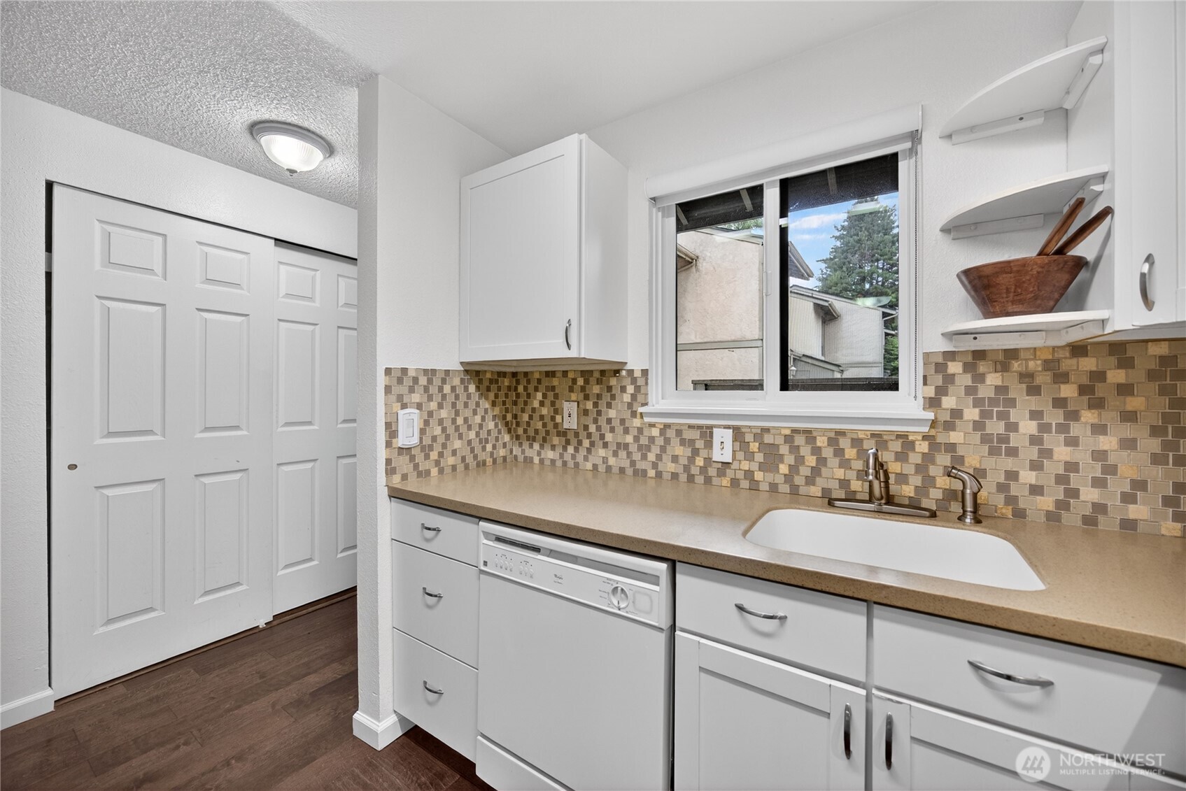 10037 Ne 138th Place D2 Property Photo 6