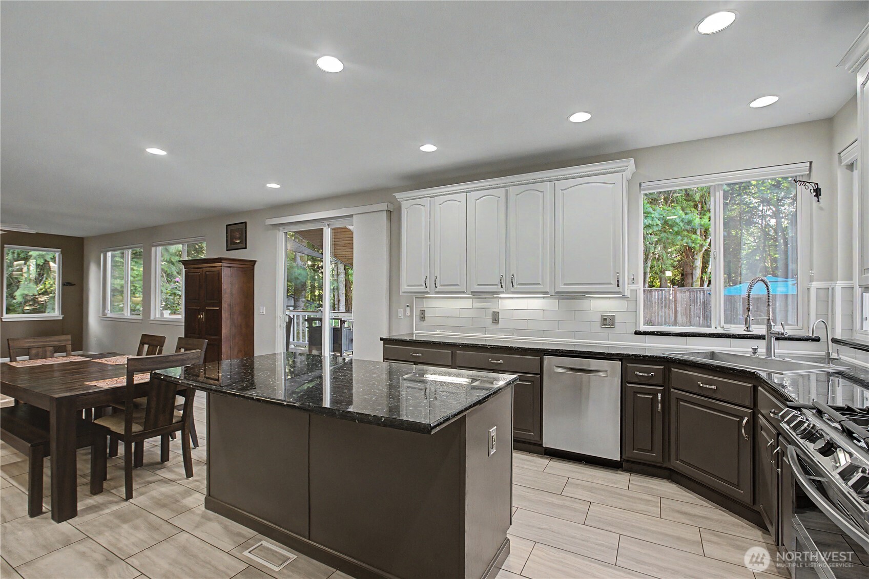 3626 Cedrona Court Property Photo 11
