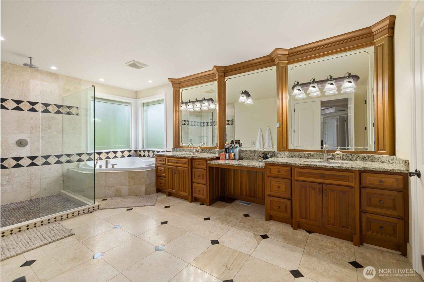 14116 224th Street Property Photo 23