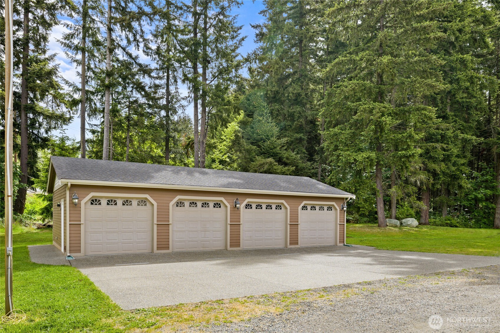 14116 224th Street Property Photo 33