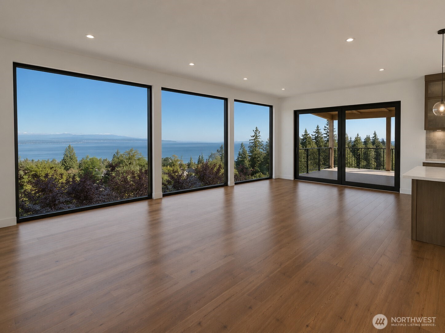 19124 94th Avenue Property Photo 3