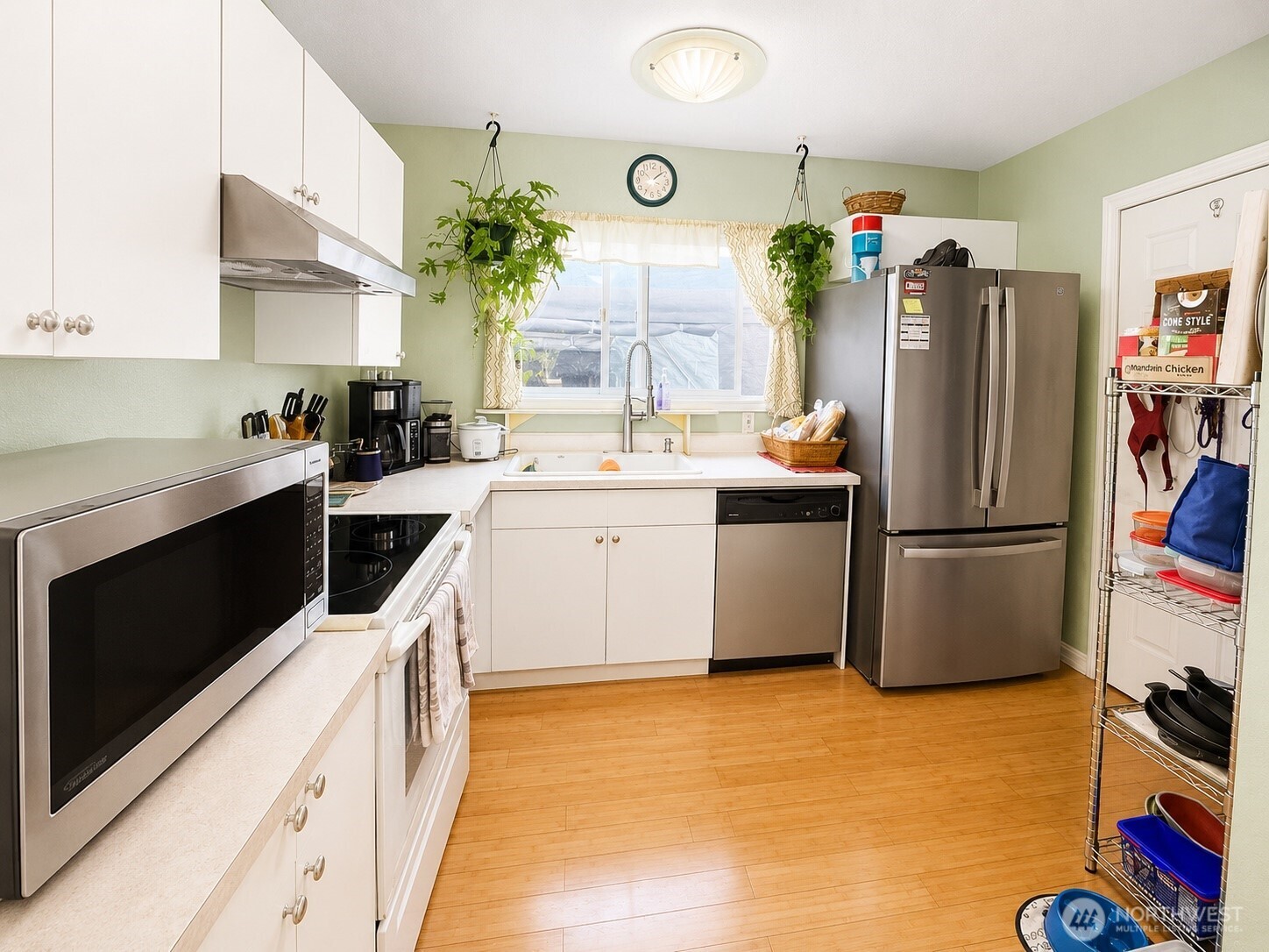 902 Harding Road Property Photo 3