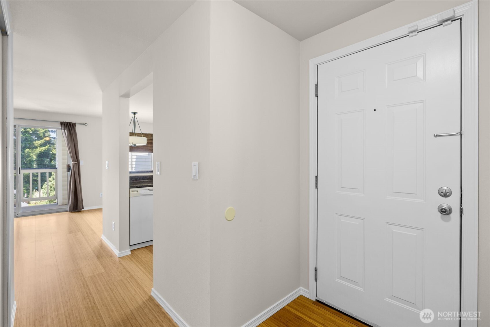 1900 Ne 48th Street E205 Property Photo 5