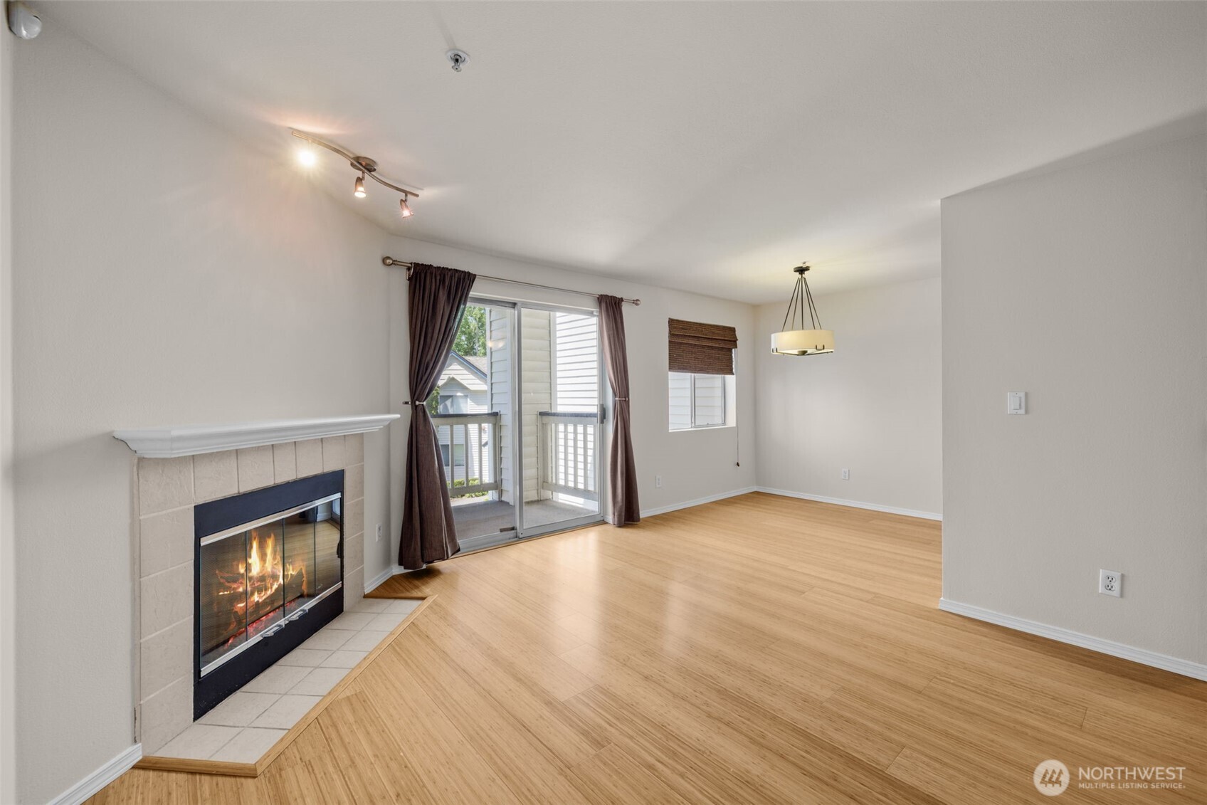 1900 Ne 48th Street E205 Property Photo 13