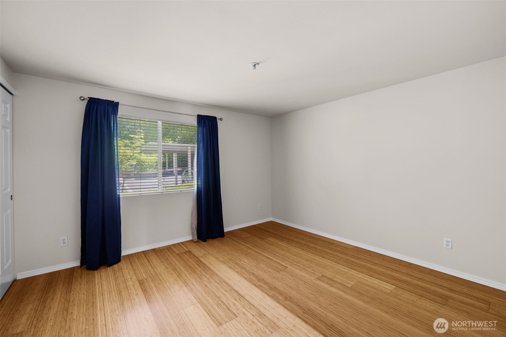 1900 Ne 48th Street E205 Property Photo 17