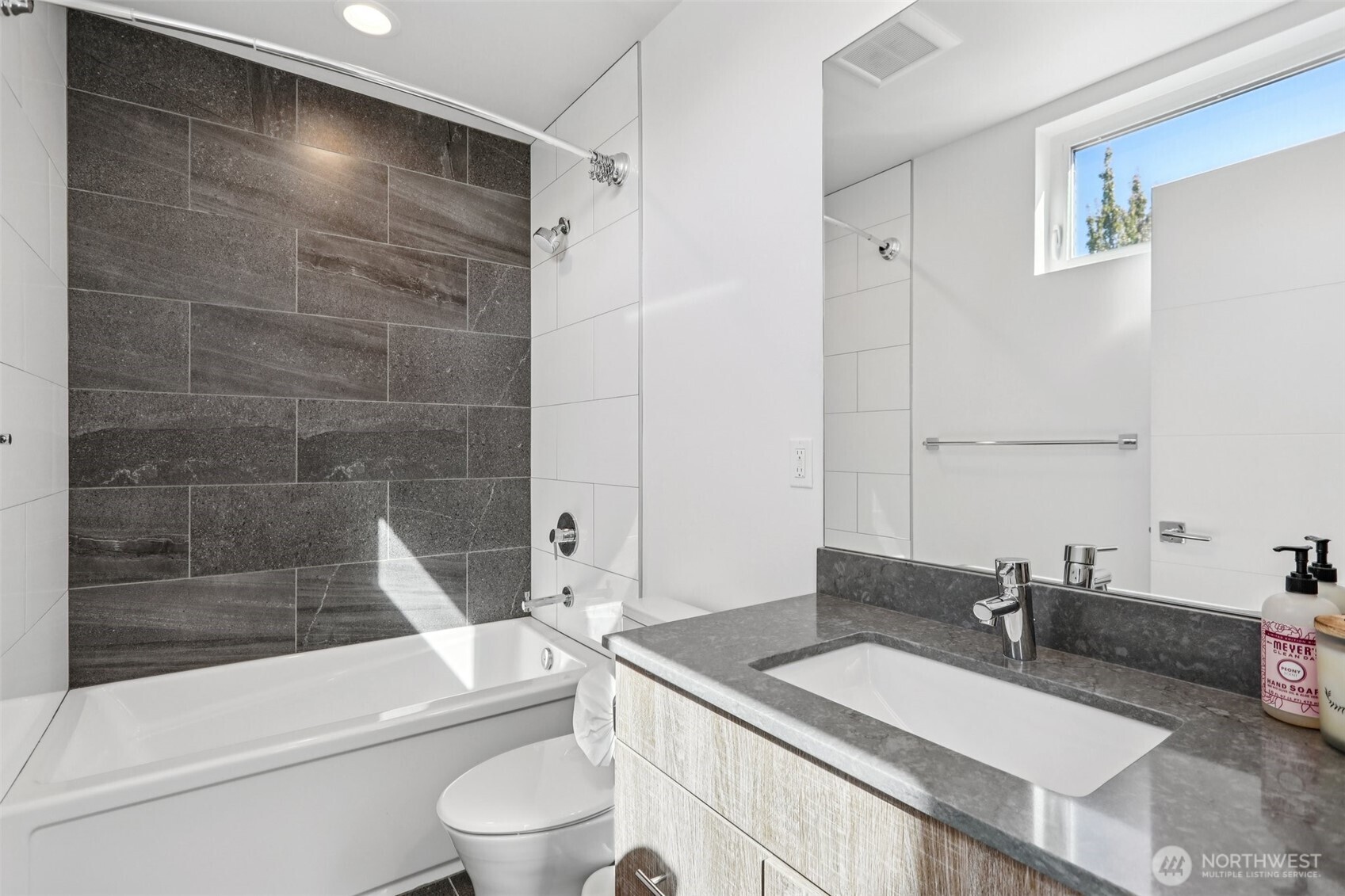 6325 34th Avenue C Property Photo 10