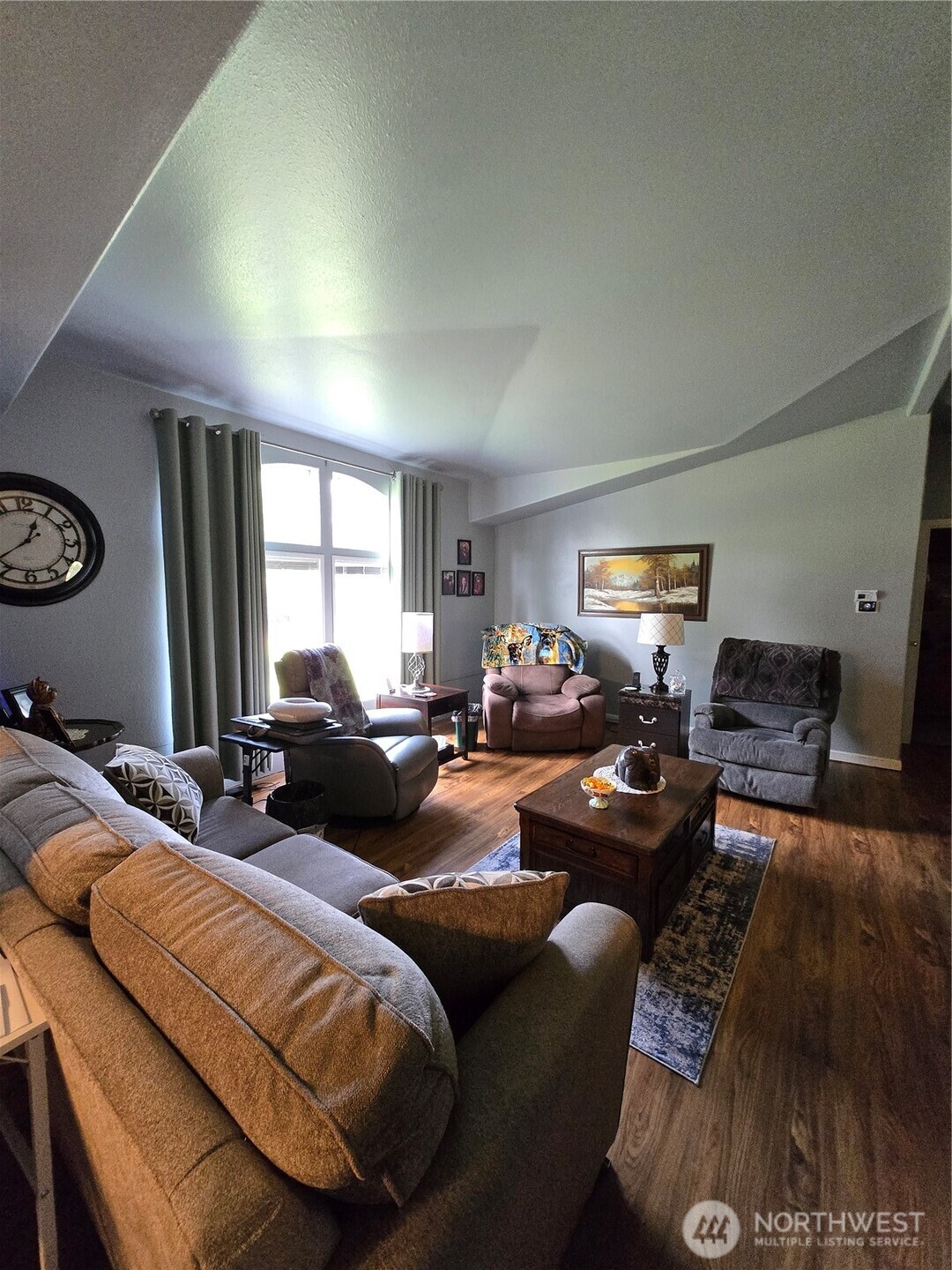 1466 Ferrier Road Property Photo 9