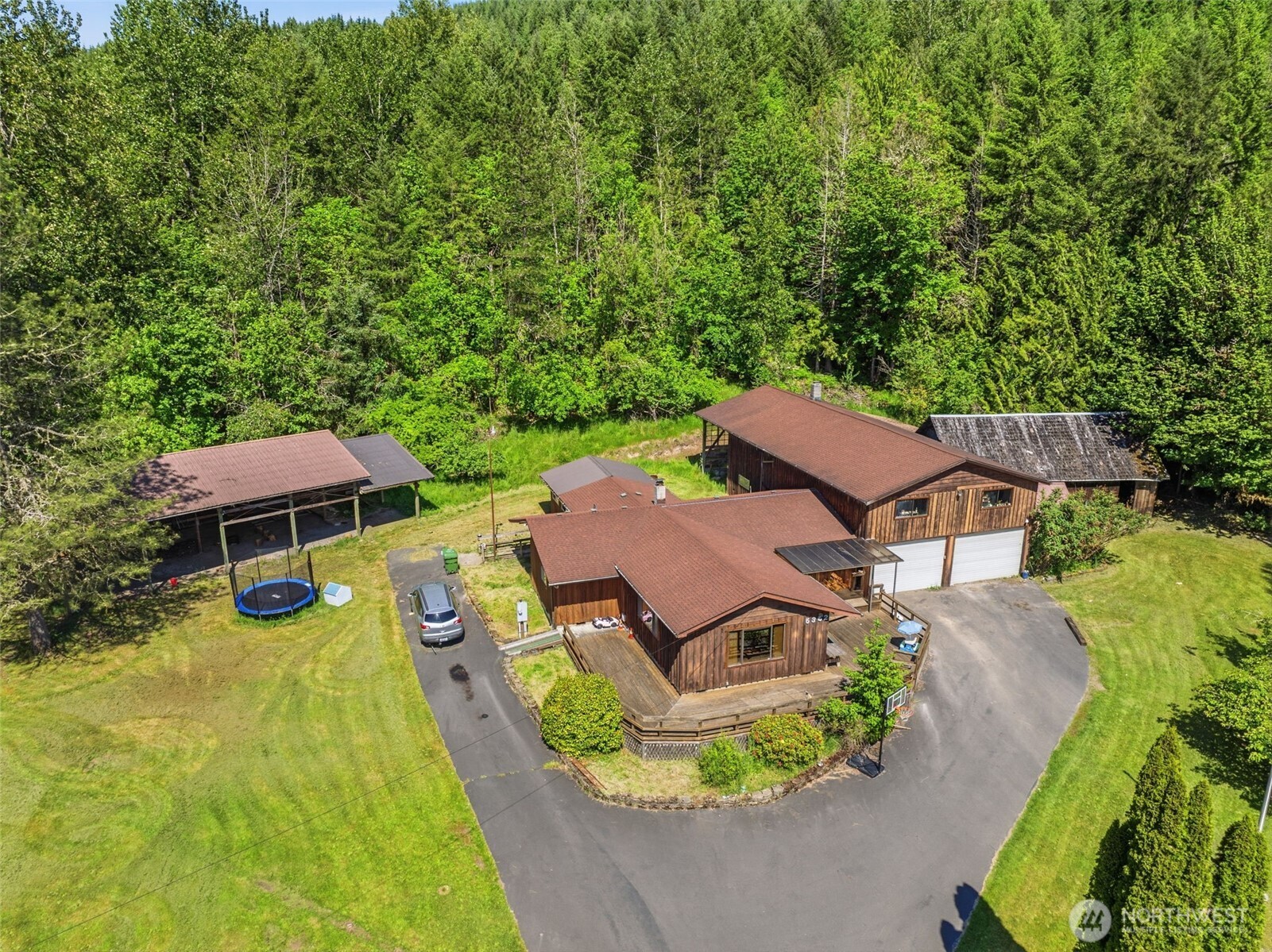 5352 Spirit Lake Highway Property Photo 4
