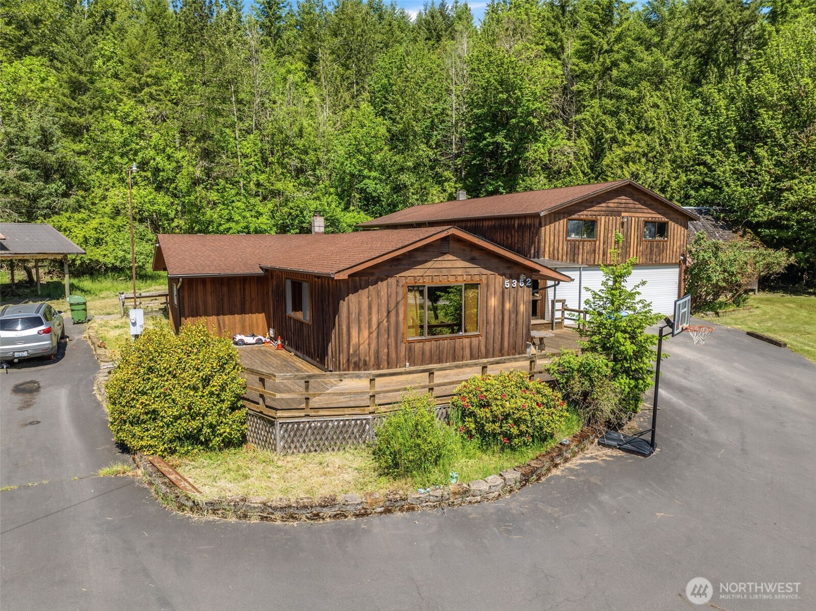 5352 Spirit Lake Highway Property Photo 6