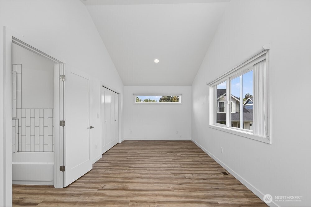 17985 W Columbia Street Property Photo 26