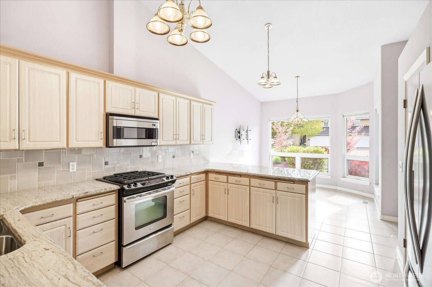 1262 Lancer Drive Property Photo 16