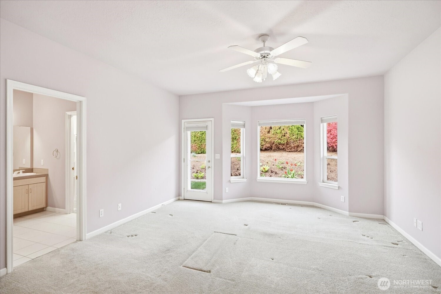1262 Lancer Drive Property Photo 25