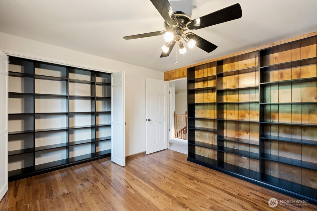 2410 304th Street Property Photo 17