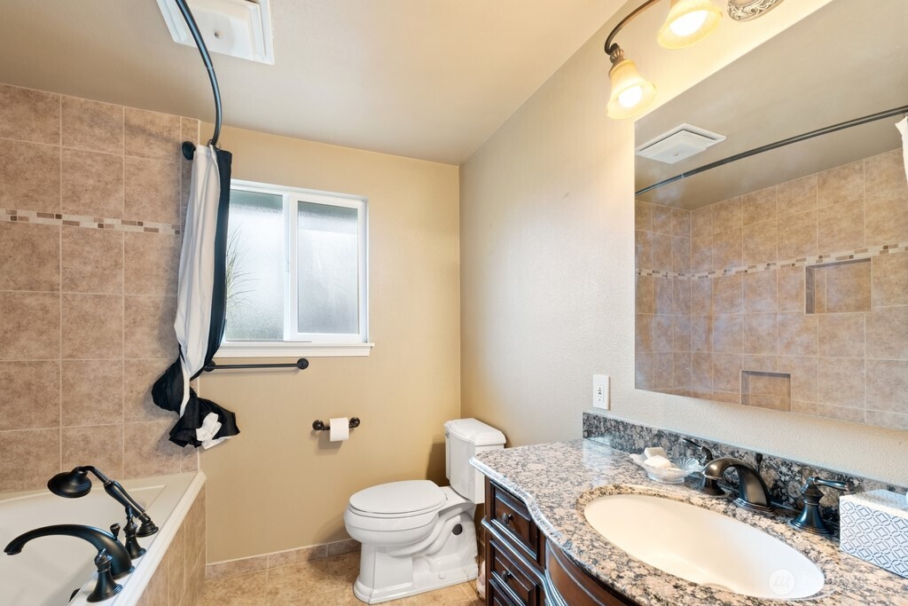 2410 304th Street Property Photo 19