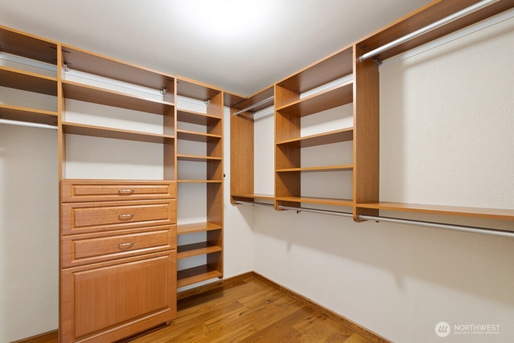 2410 304th Street Property Photo 23