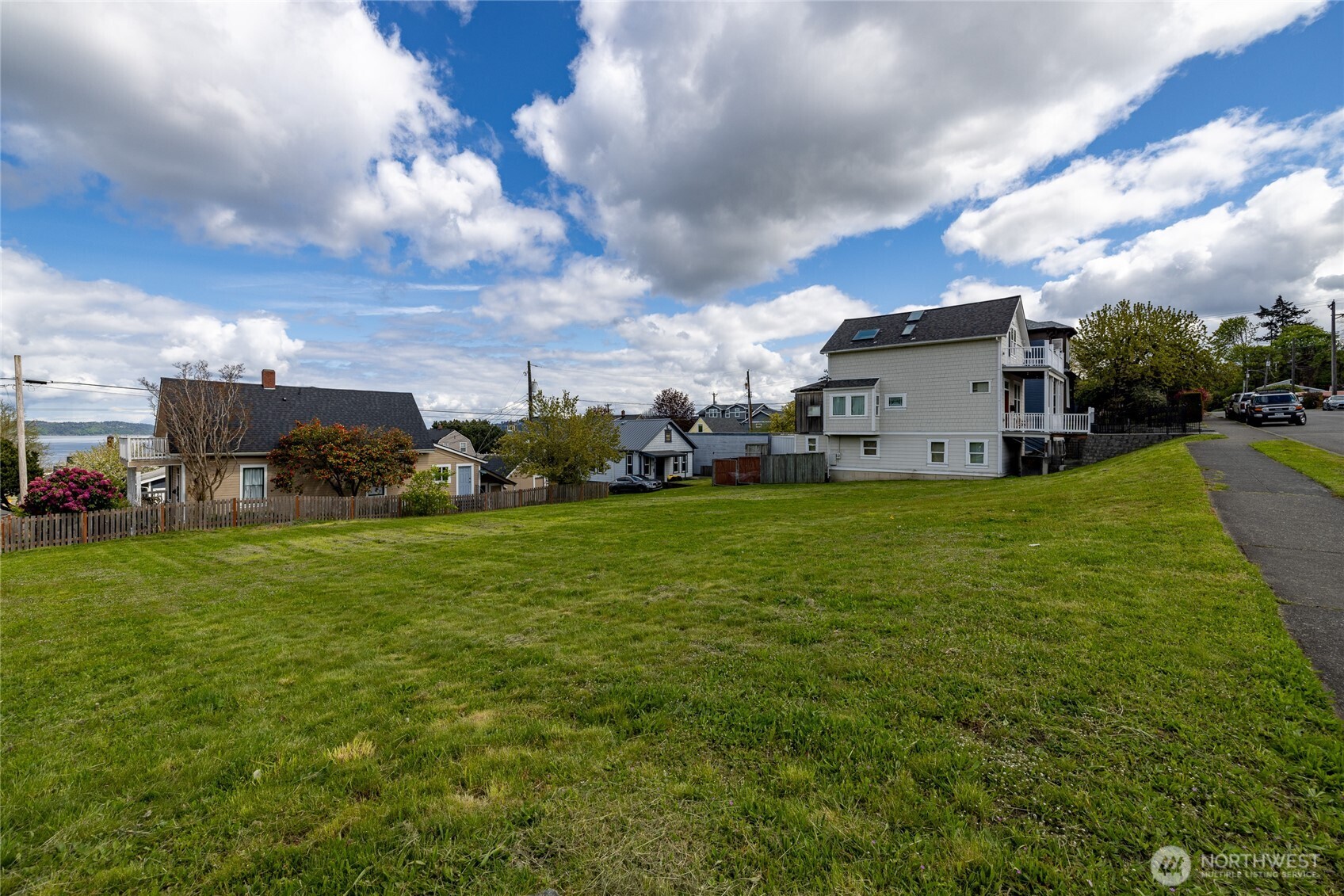 2801 N Mccarver Street Property Photo 6