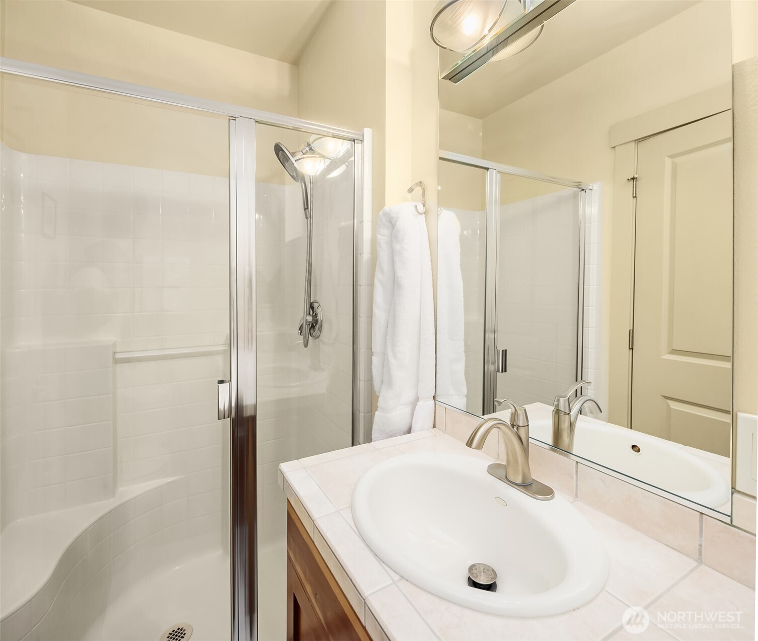 2035 Eastlake Avenue 301 Property Photo 20