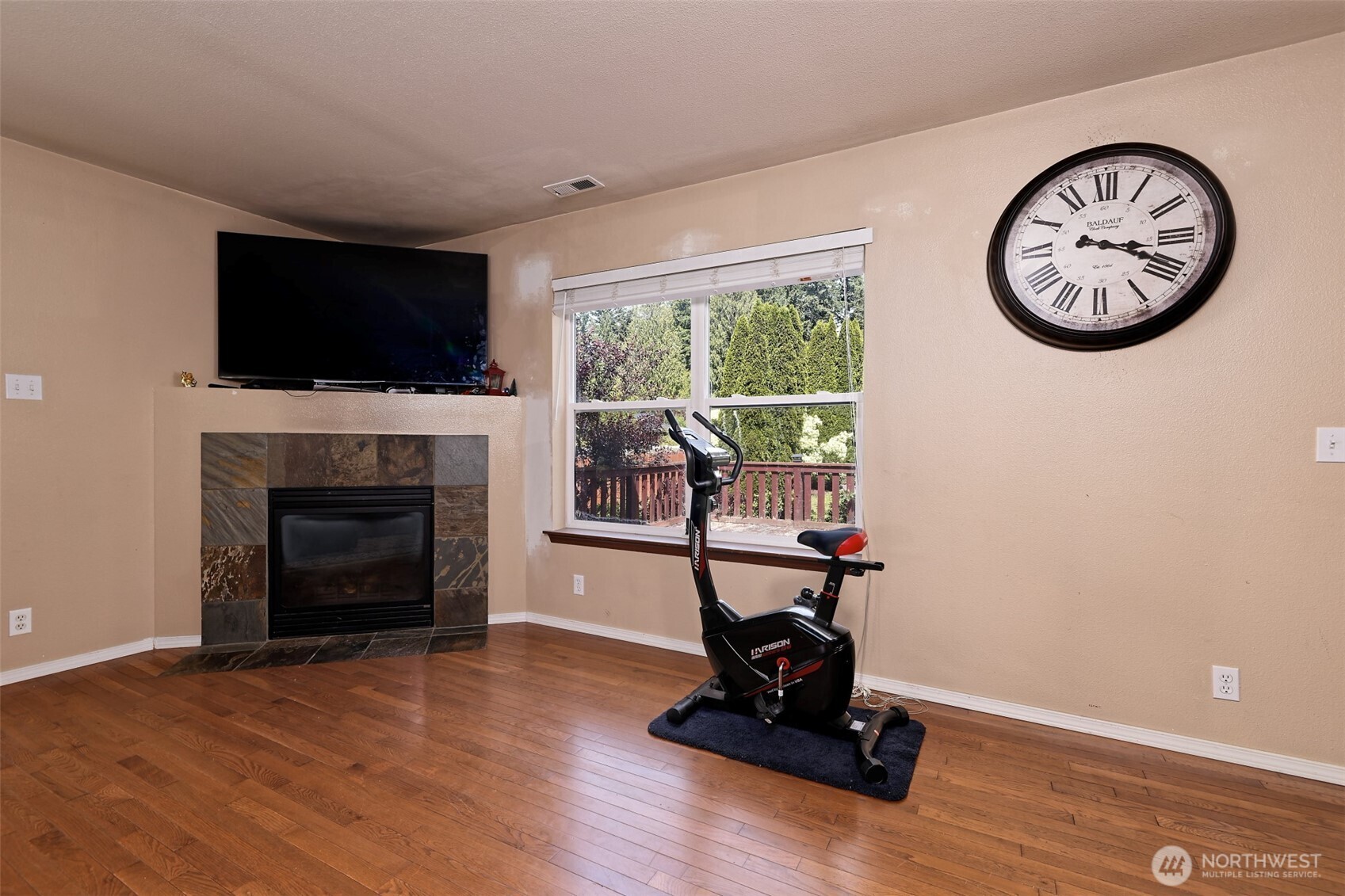 14321 108th Avenue Property Photo 8