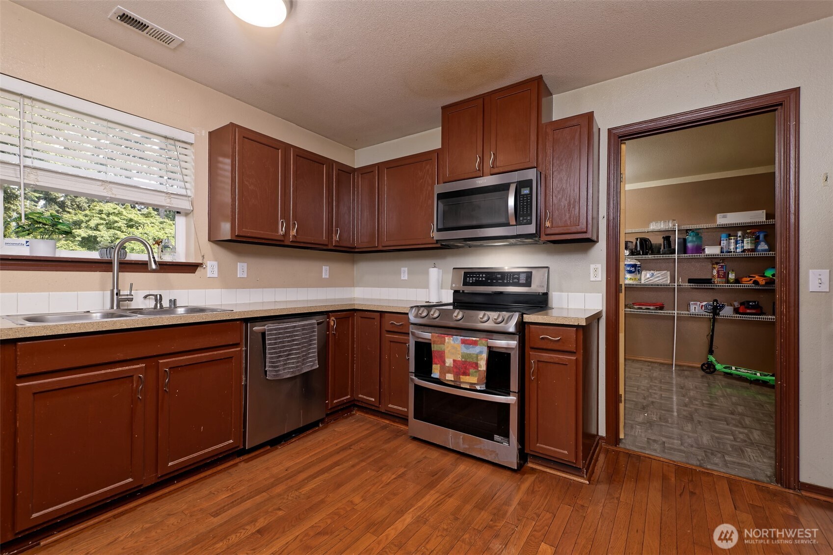 14321 108th Avenue Property Photo 13