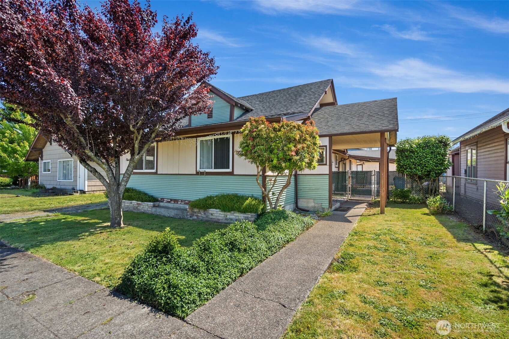 1214 B Street Property Photo 3