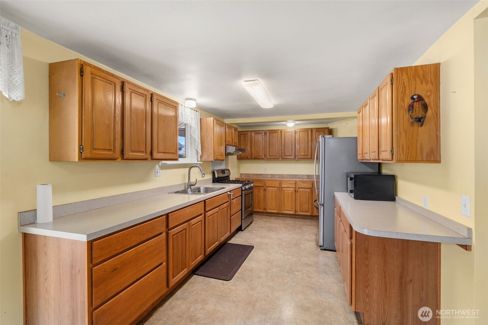 1214 B Street Property Photo 10