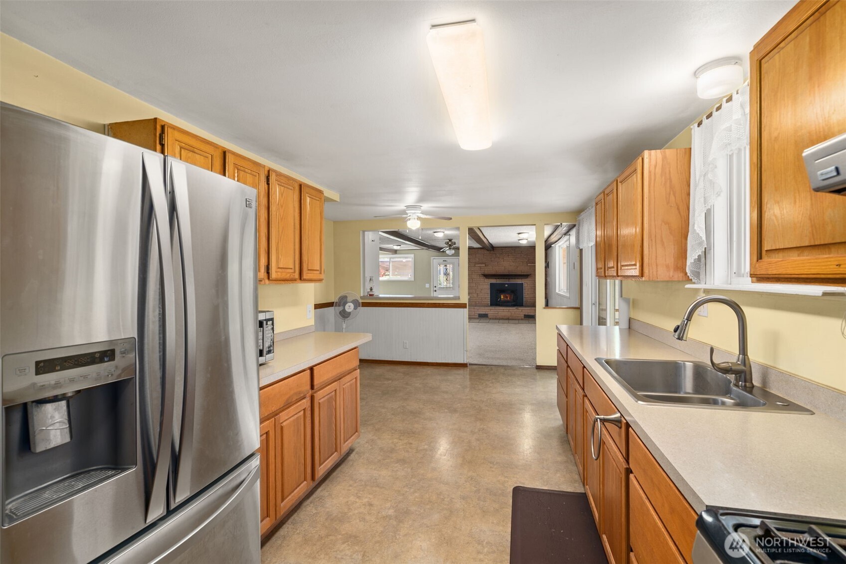 1214 B Street Property Photo 11