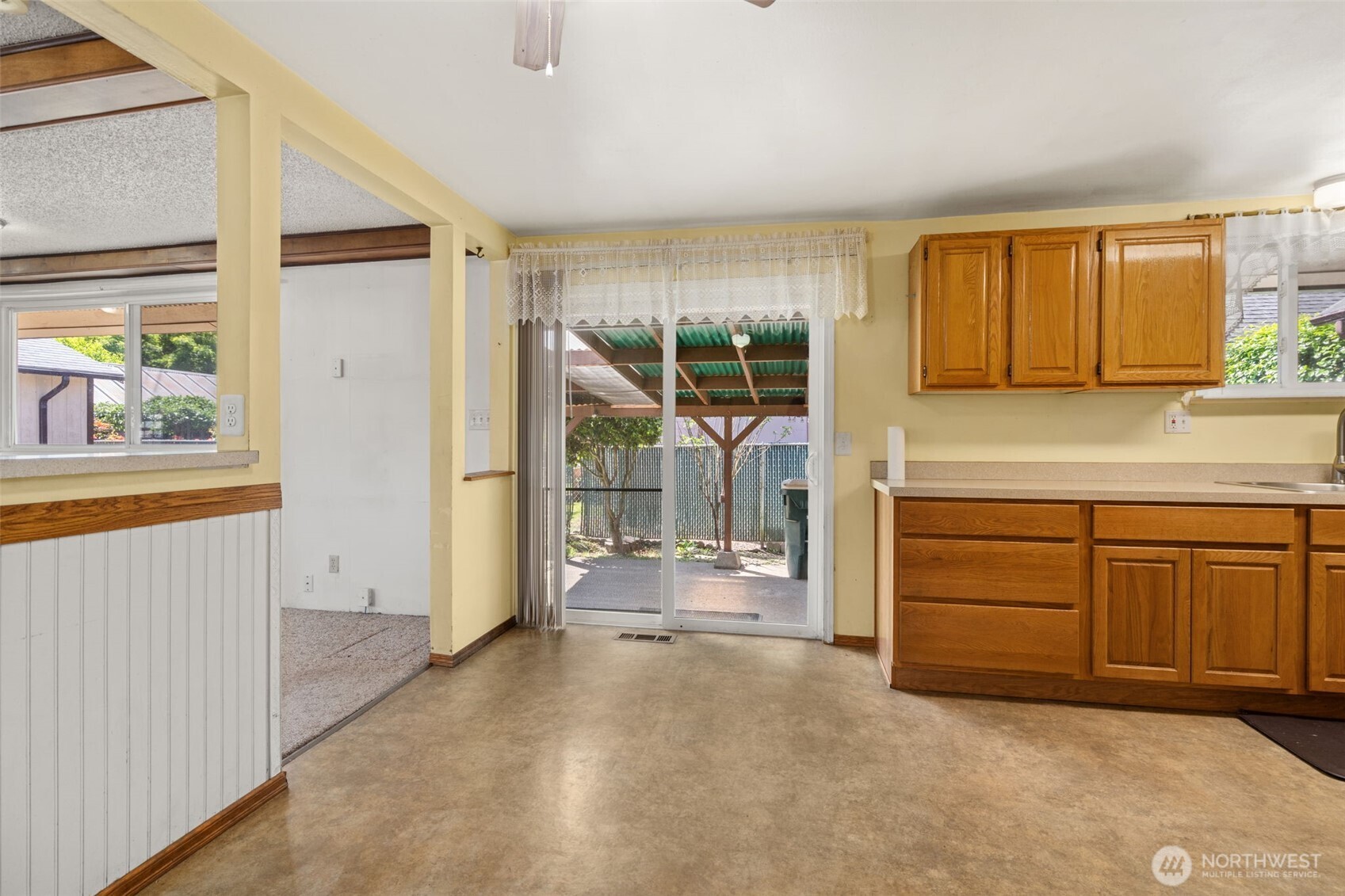 1214 B Street Property Photo 12