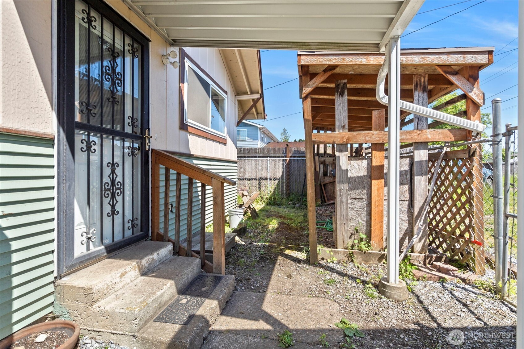1214 B Street Property Photo 21
