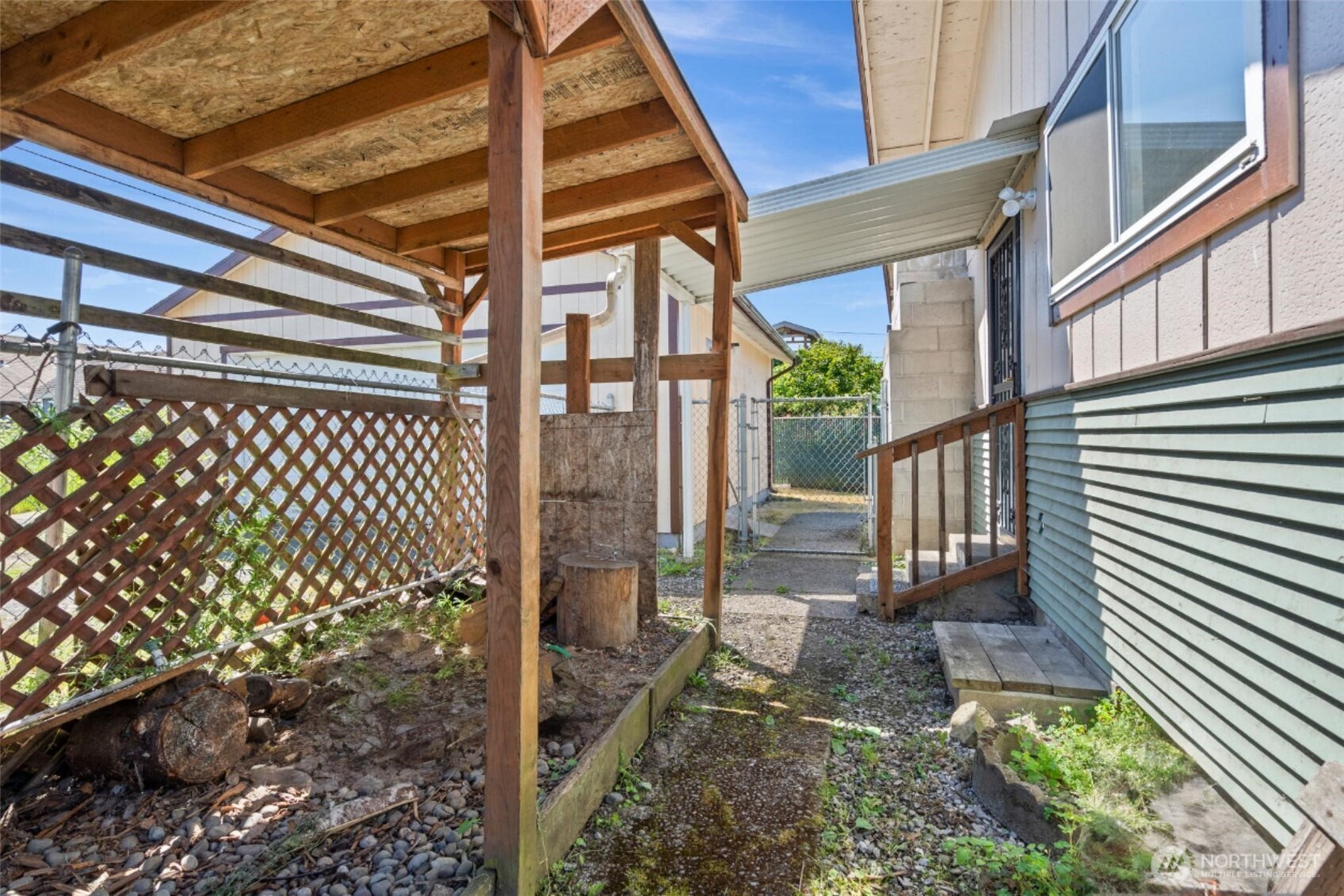 1214 B Street Property Photo 22