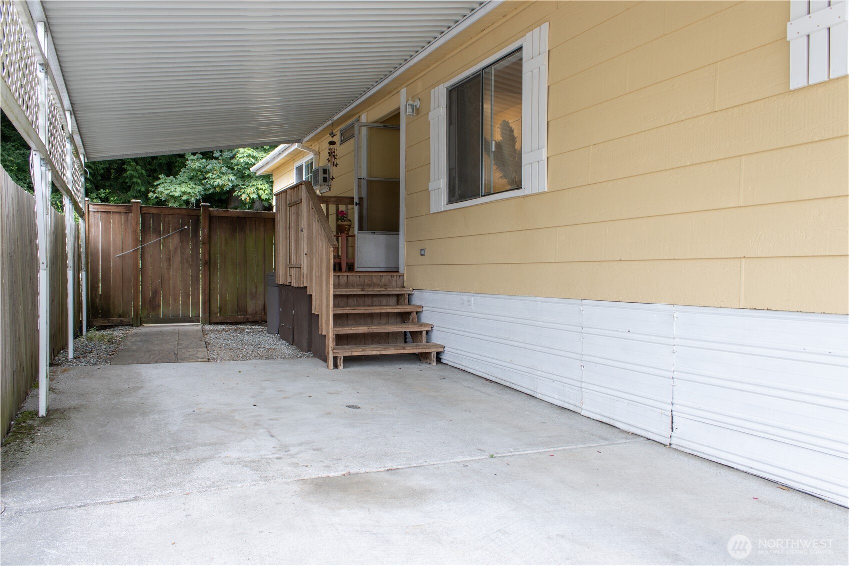 16300 State Highway 305 95 Property Photo 18