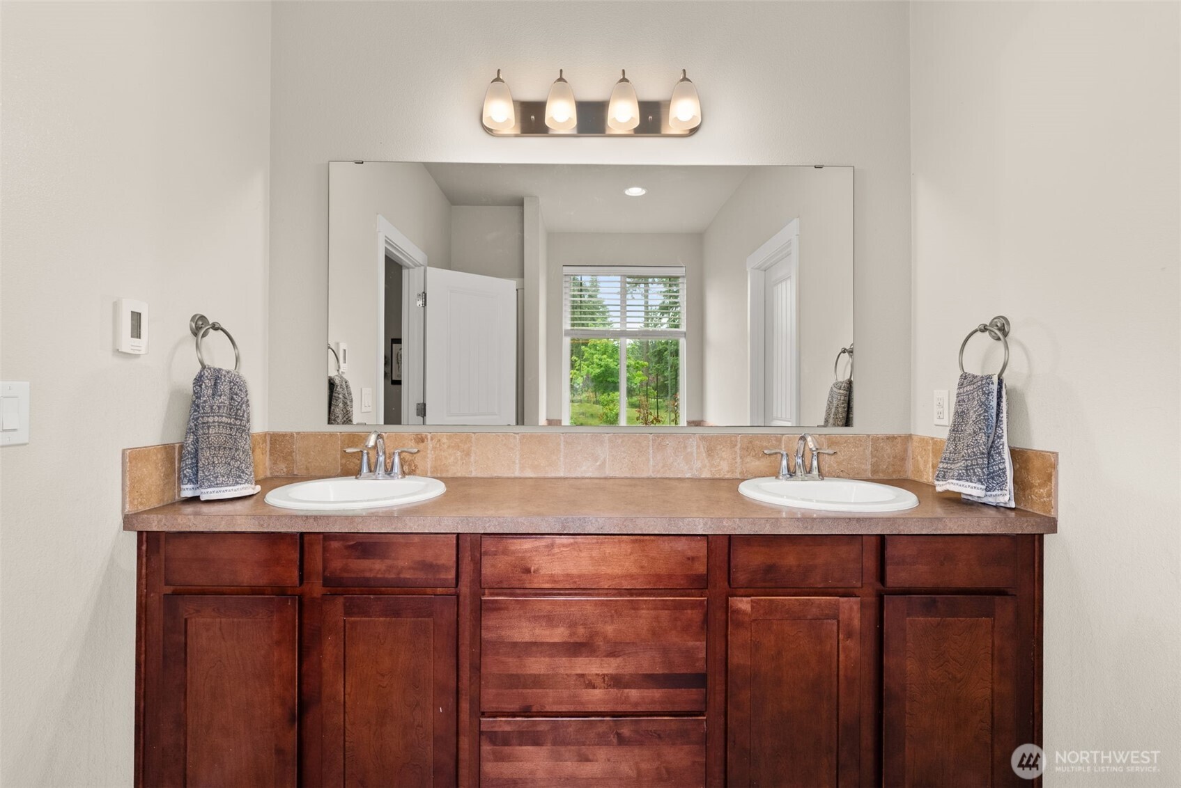 113 35 Hazel Drive Property Photo 17