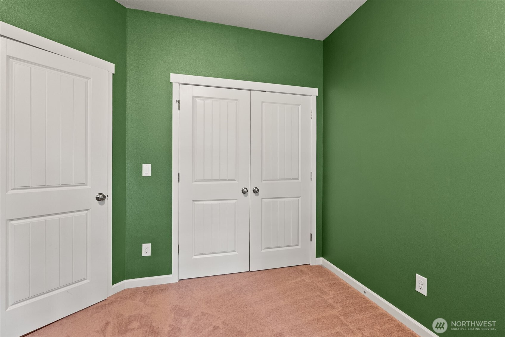 113 35 Hazel Drive Property Photo 22