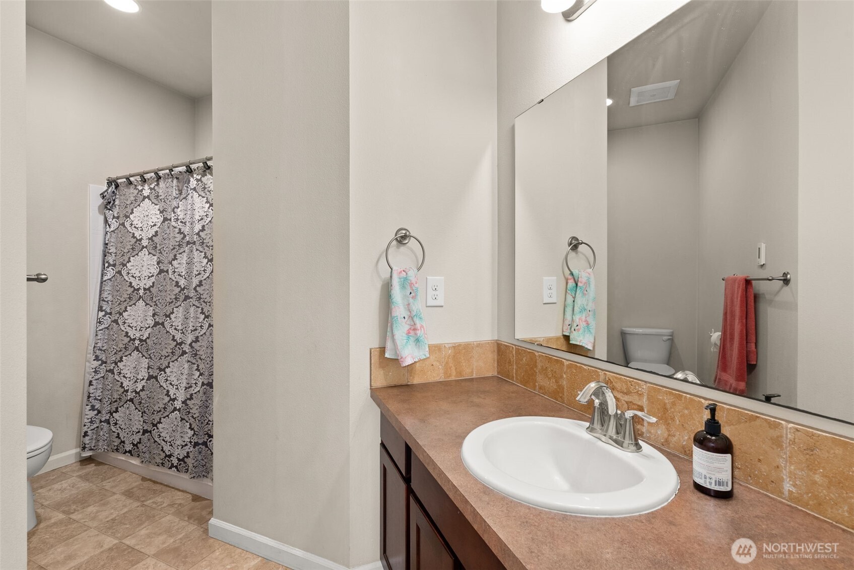 113 35 Hazel Drive Property Photo 23
