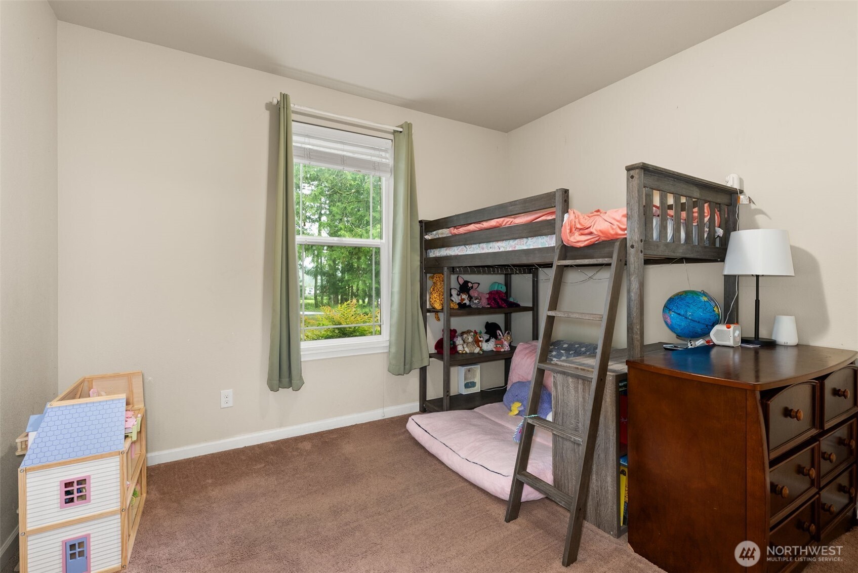 113 35 Hazel Drive Property Photo 25
