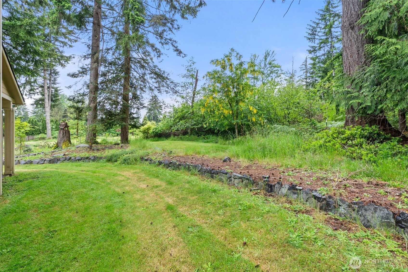 113 35 Hazel Drive Property Photo 30